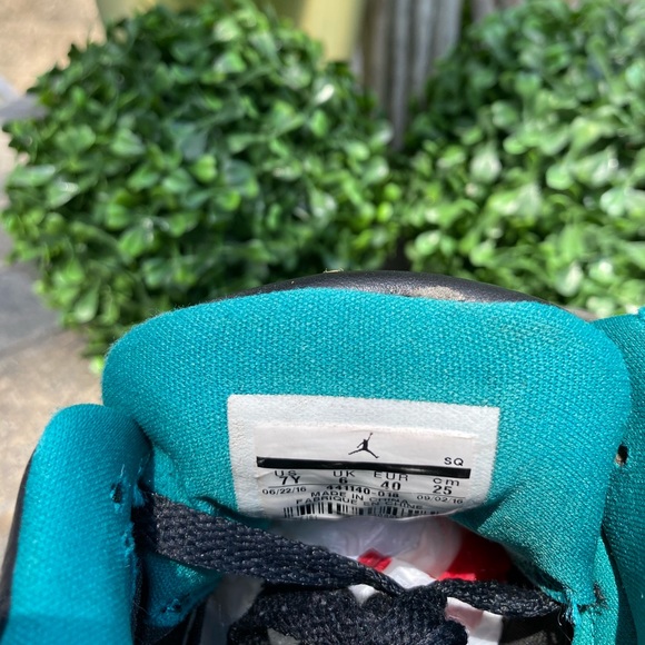 🔥🔥 Air Jordan 3 RETRO Jaguars Colorway SZ 7Y - Picture 11 of 13